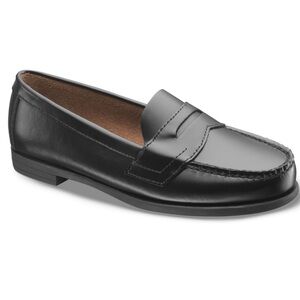 Eastland Classic Black Leather Penny Loafers. Size 8